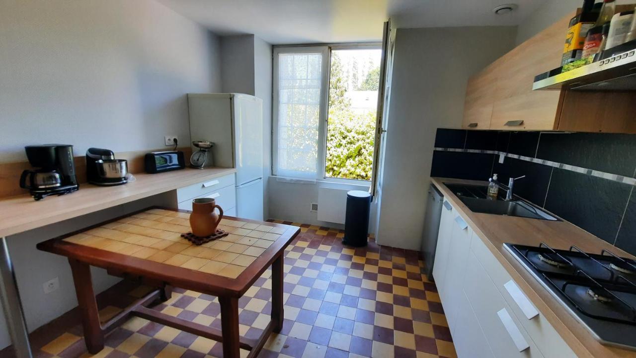 Jolie Maison De Campagne A 2Km De La Mer Plomodiern Exterior foto