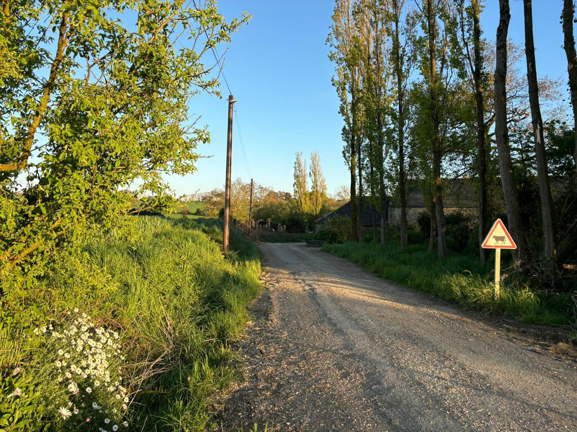 Jolie Maison De Campagne A 2Km De La Mer Plomodiern Exterior foto